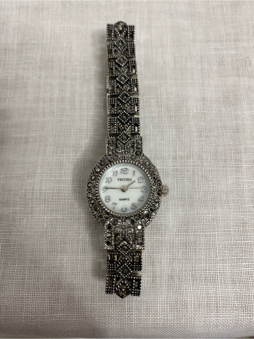 Vecceli Womens Watch Silver Tone Marcasite Style Quartz Art Deco NOT TESTED Read
